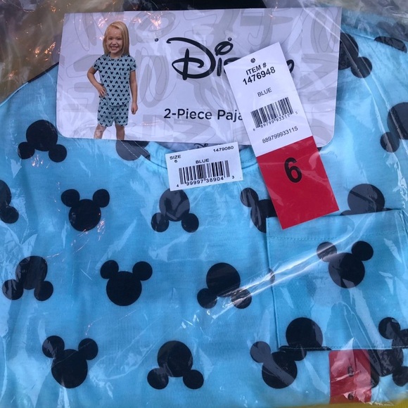 NWT Girl's Disney  2 piece pajama shorts set blue color - Picture 2 of 5